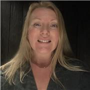 I am a positive person who has an enthusiastic outlook on life.   My teaching style is primarily centred on class engagement.